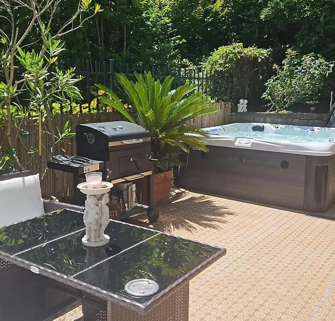 Family Apartment Rapallo Beautiful Jacuzzi